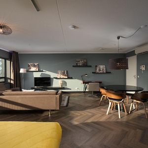 Top floor Penthouse Studio